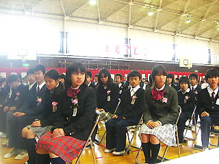 三芳野小学校卒業生の皆さんの写真：クリックすると大きくなります