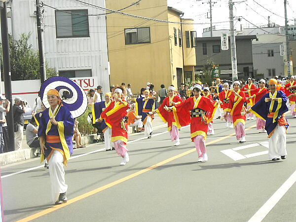 ��������Ă���ʐ^�F�N���b�N����ƑO�ɖ߂�܂�